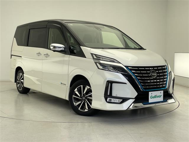 セレナ1.2 e-POWER ハイウェイスターV