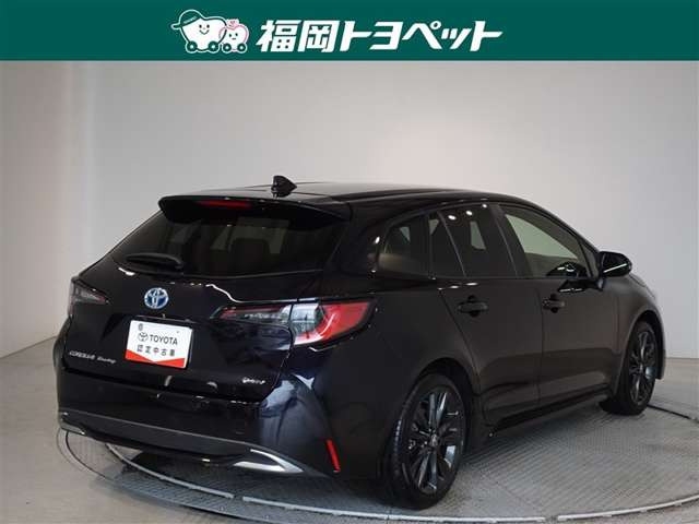 カローラツーリング1.8 ハイブリッド W×B