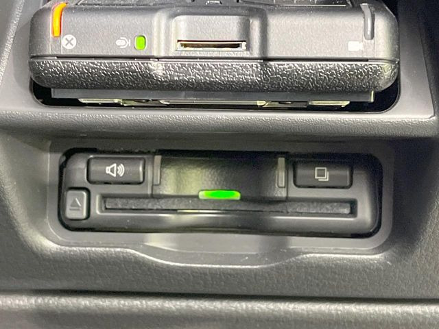 【ETC】高速道路の料金所をストレスなく通過!話題のスポットやサービスエリアに多い「スマートIC」利用時は必須のアイテムです。当店でセットアップを実施、ご納車当日からすぐにご利用いただけます!