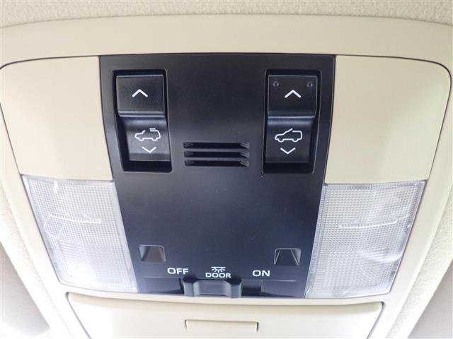 ランドクルーザープラド2.7 TX Lパッケージ 4WD