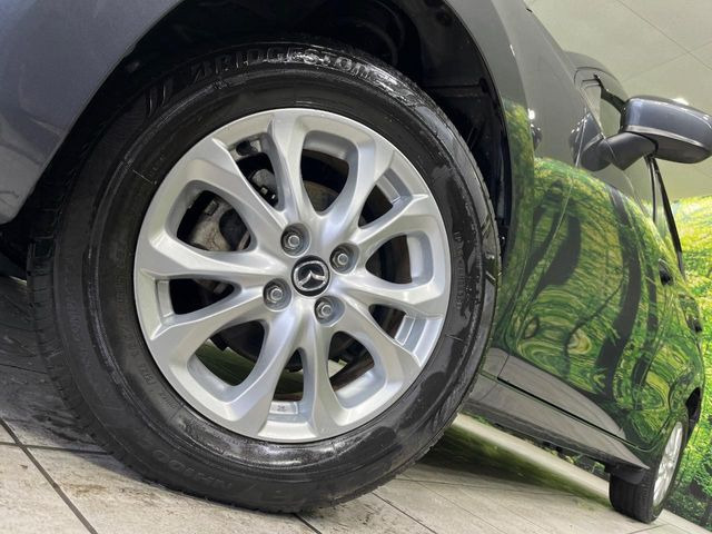 �y����15�C���`�A���~�z�C�[���z�O�ςɃ}�b�`���������A���~�z�C�[���𑕒����Ă���܂��B�e��ЊO�A���~�z�C�[����A�X�^�b�h���X�^�C�����戵�����Ă���܂��B���񂲑��k����������