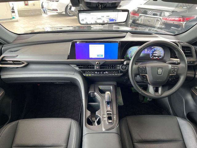 クラウンクロスオーバー2.5 G アドバンスト レザー パッケージ E-Four 4WD