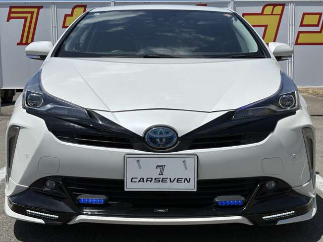 プリウス1.8 A ツーリングセレクション E-Four 4WD