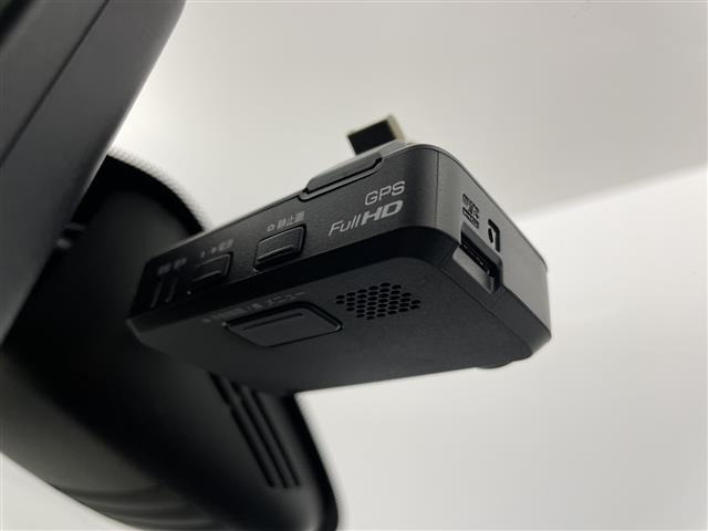セレナ2.0 ハイウェイスター Vセレクション 4WD