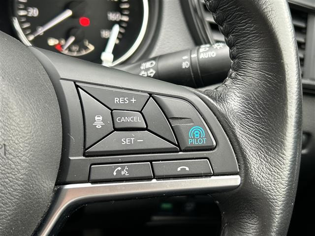 エクストレイル2.0 20Xi