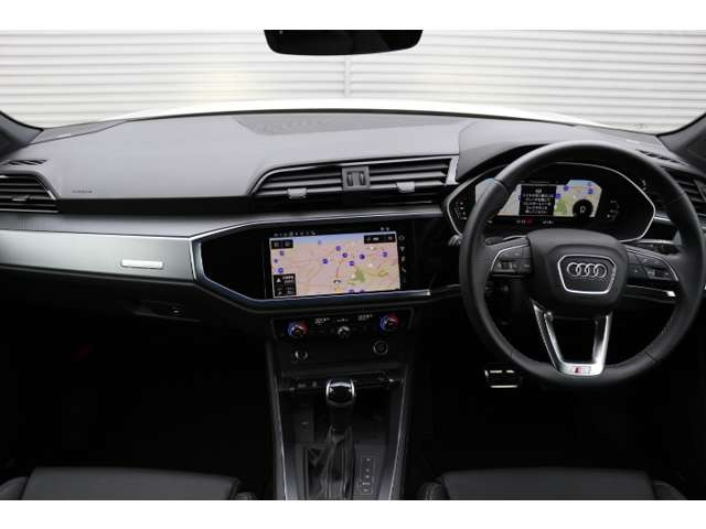 Q3スポーツバック40 TDI クワトロ Sライン ディーゼル 4WD
