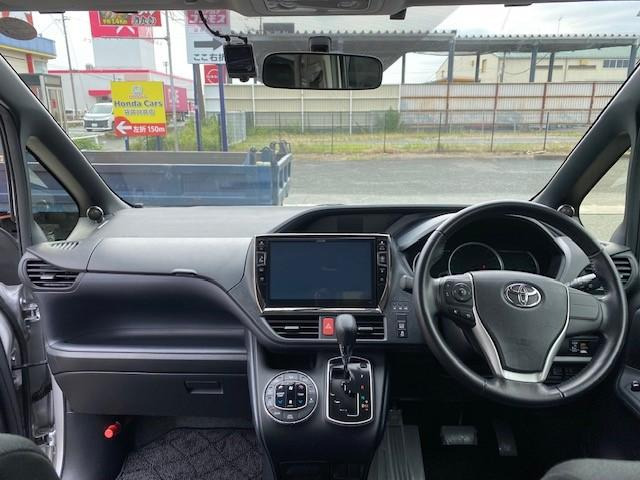 ヴォクシー2.0 ZS