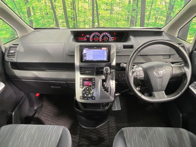 ヴォクシー2.0 ZS 煌II