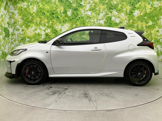 GRヤリス1.6 RZ ハイ パフォーマンス 4WD