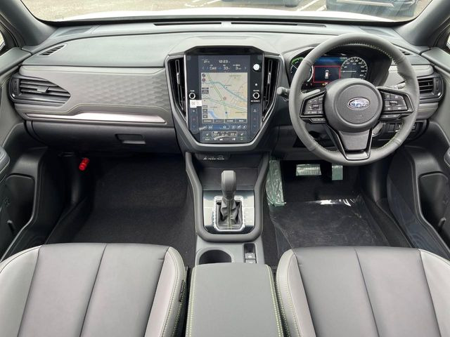 フォレスター2.5 エックスブレイク S:HEV 4WD