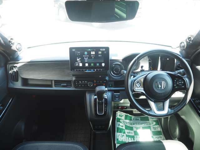 N-ONEプレミアム ツアラー 4WD
