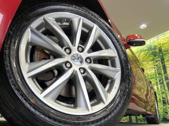 �y����17�C���`�A���~�z�C�[���z�O�ςɃ}�b�`���������A���~�z�C�[���𑕒����Ă���܂��B�e��ЊO�A���~�z�C�[����A�X�^�b�h���X�^�C�����戵�����Ă���܂��B���񂲑��k����������