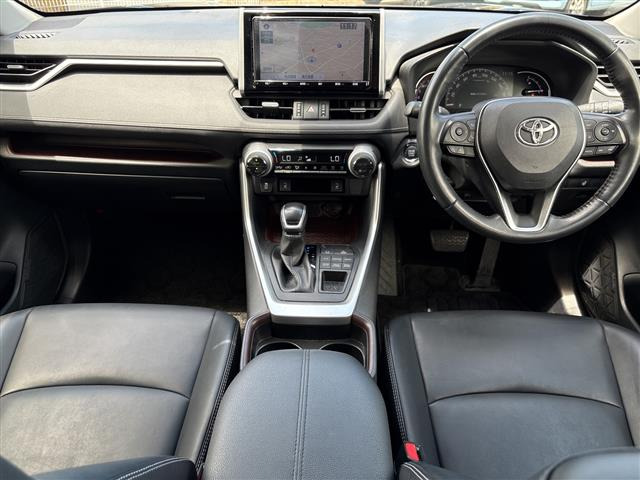 RAV42.0 G 4WD