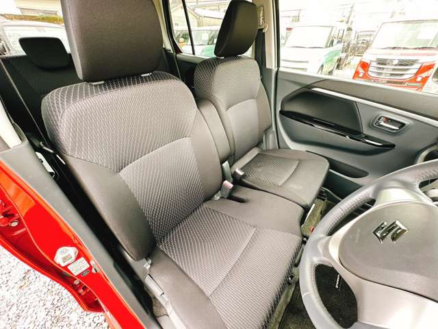 当社では厳選したお車を毎月大量に仕入れを行ない、お求めやすい価格でご提供しております♪