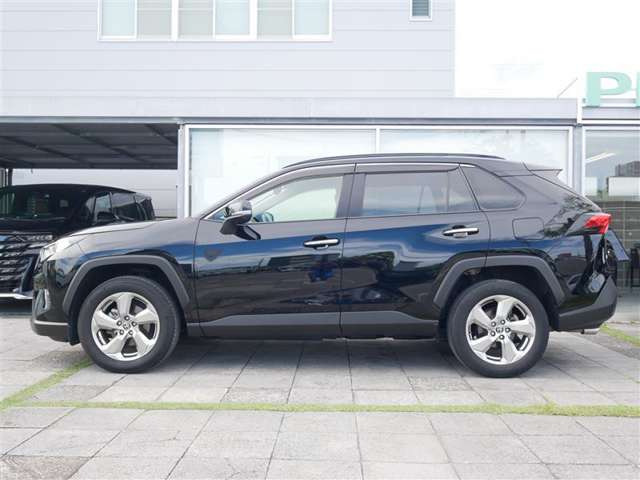 RAV42.5 ハイブリッド G E-Four 4WD