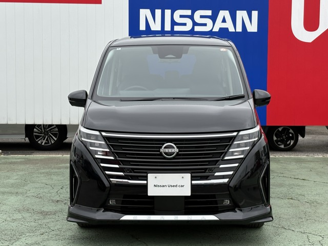 セレナ1.4 e-POWER ハイウェイスターV