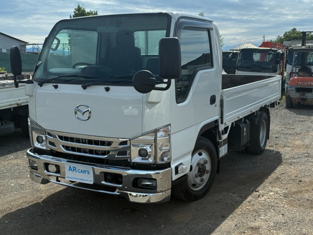 タイタン3.0 STD フルフラットロー ディーゼル 4WD