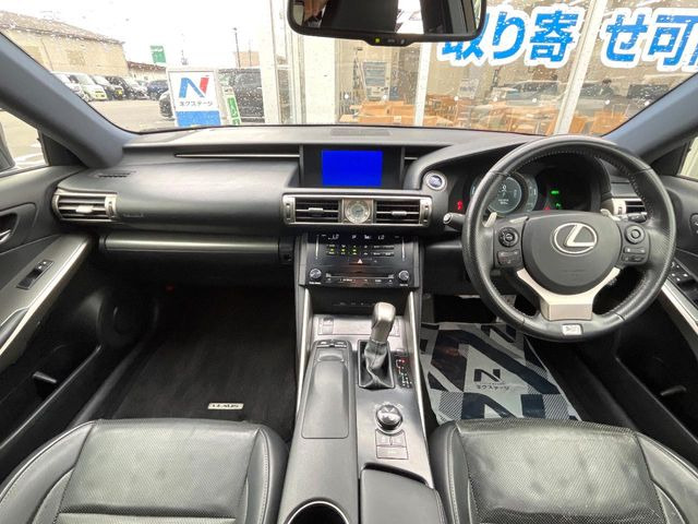 IS300h Fスポーツ