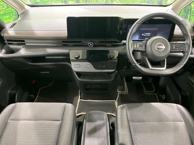 セレナ1.4 e-POWER ハイウェイスターV