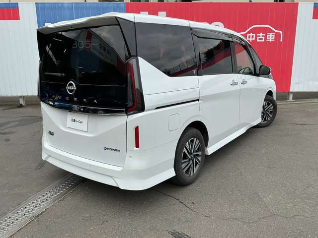 セレナ1.4 e-POWER ハイウェイスターV