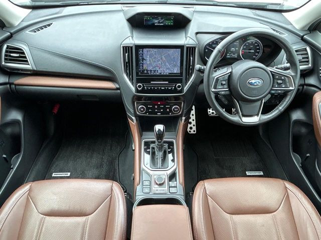 フォレスター2.0 アドバンス 4WD