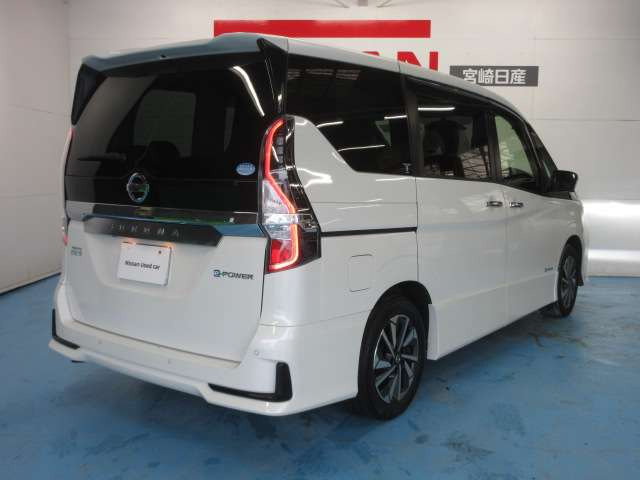 セレナ1.2 e-POWER ハイウェイスターG