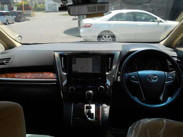 アルファード2.5 X 4WD