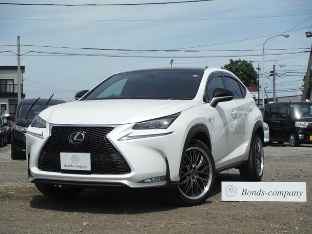 NX200t Fスポーツ 4WD