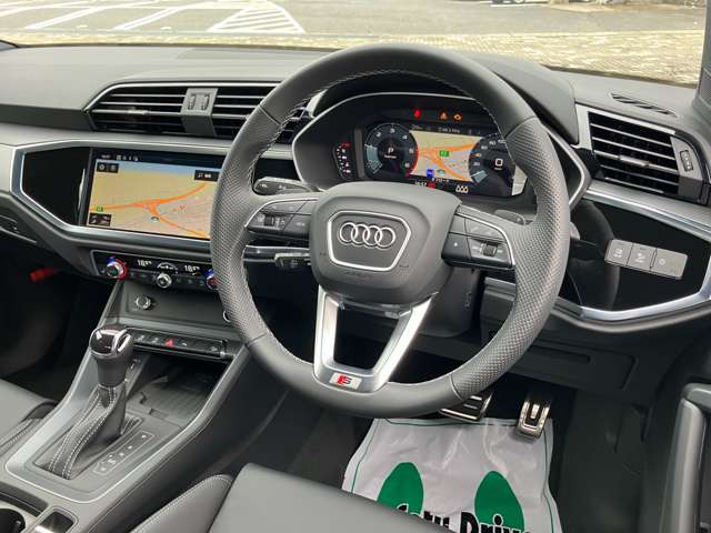 Q340 TDI クワトロ Sライン ディーゼル 4WD
