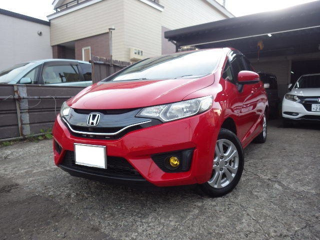 フィット1.3 13G Fパッケージ 4WD