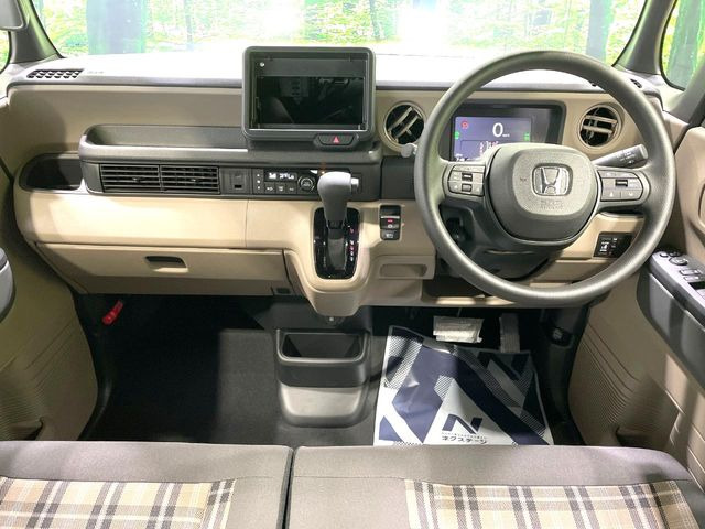 N-BOXジョイ モノトーン