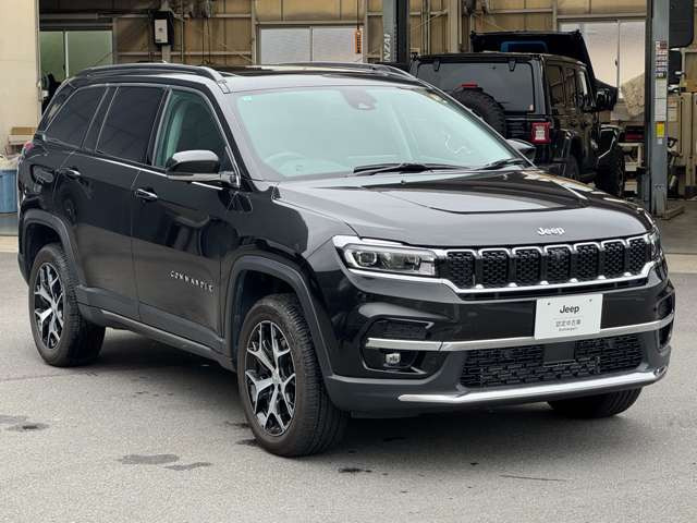 コマンダー2.0 リミテッド ディーゼル 4WD