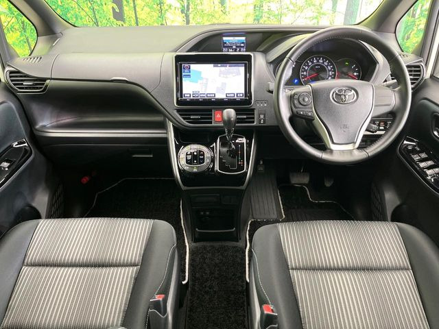 ヴォクシー2.0 ZS 煌II