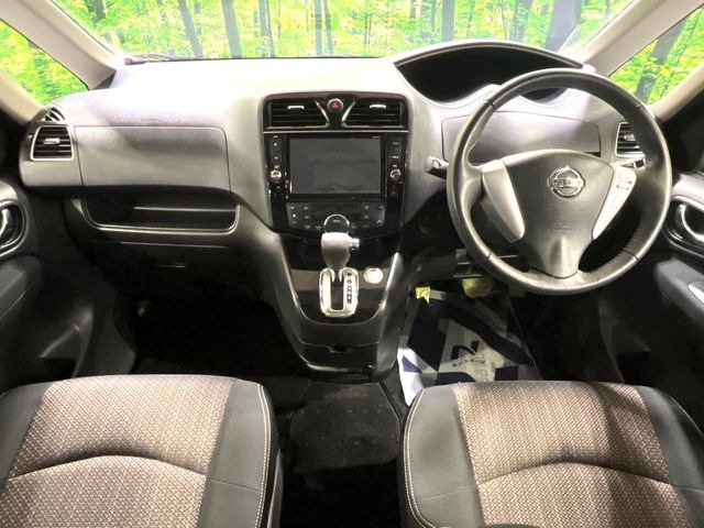 セレナ2.0 ハイウェイスター S-HYBRID