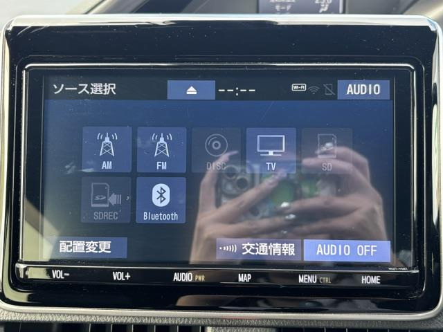 エスクァイア2.0 Gi プレミアムパッケージ ブラックテイラード