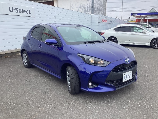ヤリス1.5 ハイブリッド G E-Four 4WD