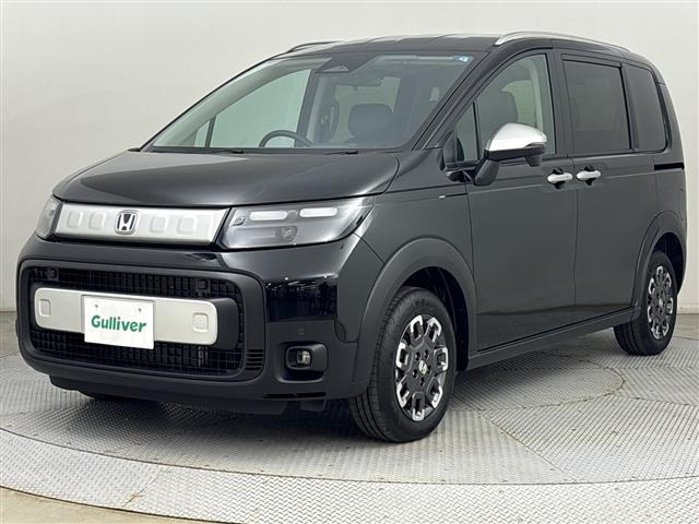 フリード1.5 e:HEV クロスター 4WD