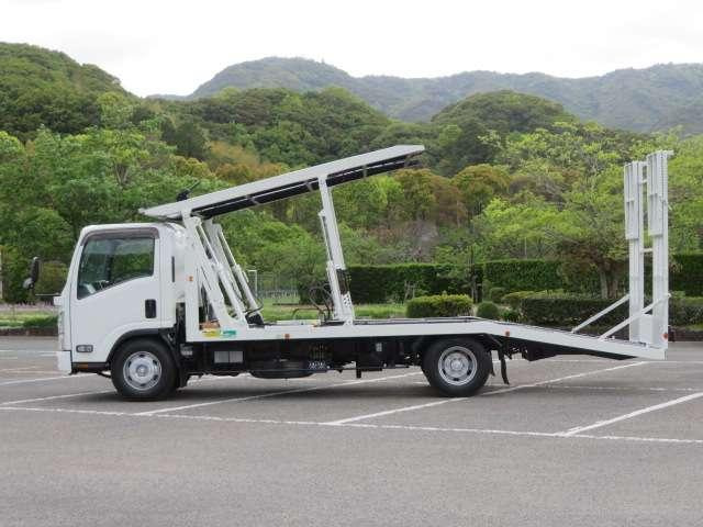 エルフ積載車