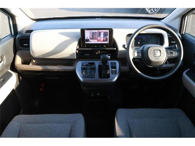 フリード1.5 e:HEV エアー 4WD