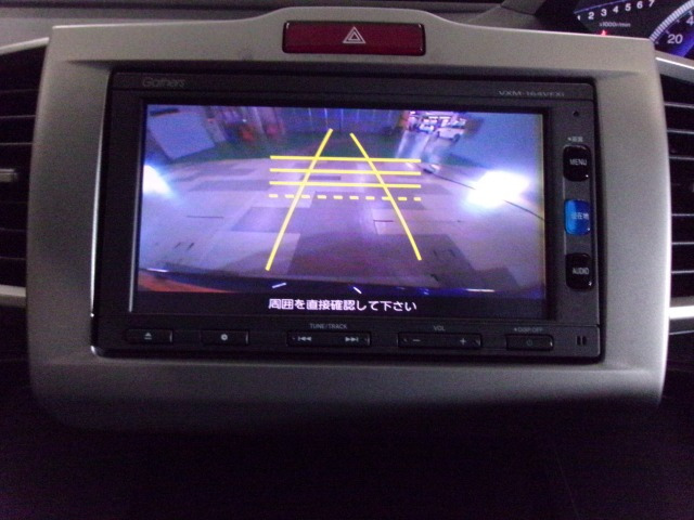 フリード1.5 G プレミアムエディション