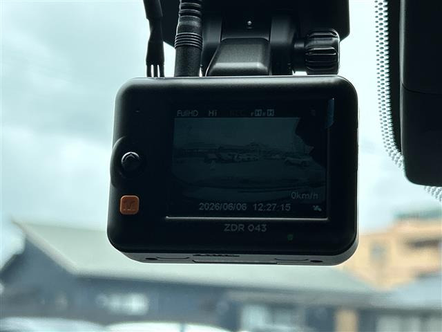 クラウンクロスオーバー2.5 G アドバンスト E-Four 4WD