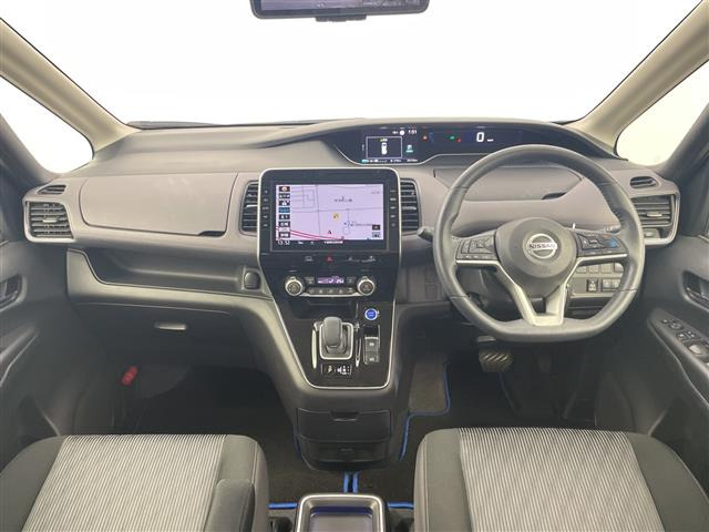セレナ1.2 e-POWER ハイウェイスターV