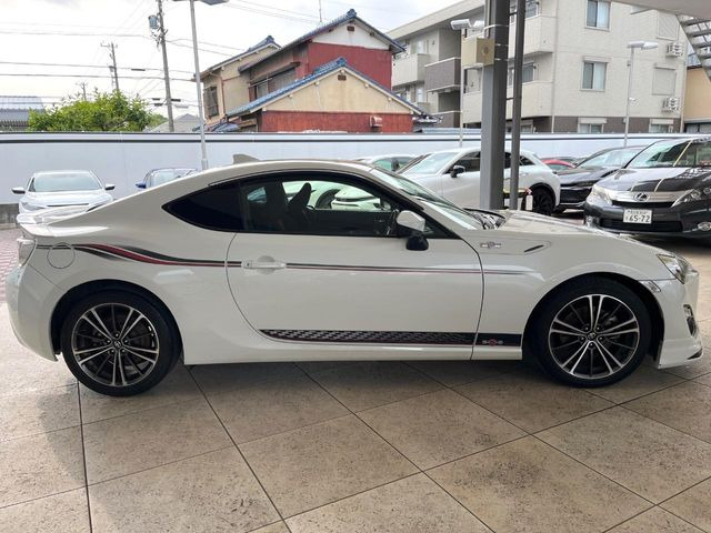 ���Ђł́A�S�ԁw�C�����Ȃ��x�̂��Ԃ̂ݎ�舵���Ă���܂��B��C�o�C���[�ɂ�錵�I�����d����̌�A���Ɍ�̎ԗ��`�F�b�N���s���A�l�N�X�e�[�W���F�肵�����i���Ȓ��ÎԂ����񋟂��Ă���܂��B