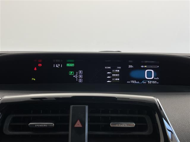 プリウス1.8 S セーフティ プラス