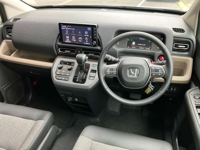 フリード1.5 e:HEV エアー EX 4WD
