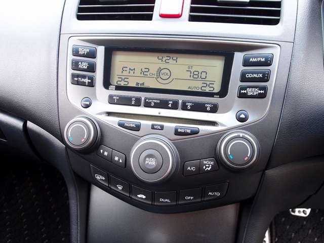 �����I�[�f�B�I/����17AW/�^�C���a7���R/�����t���G�A��/ETC/HID/RECARO�V�[�gX2/�N���A�K���X/�����L�[���X�L�[/VTEC�G���W��/LED�E�C���J�[�h�A�~���[/���/�����蒠