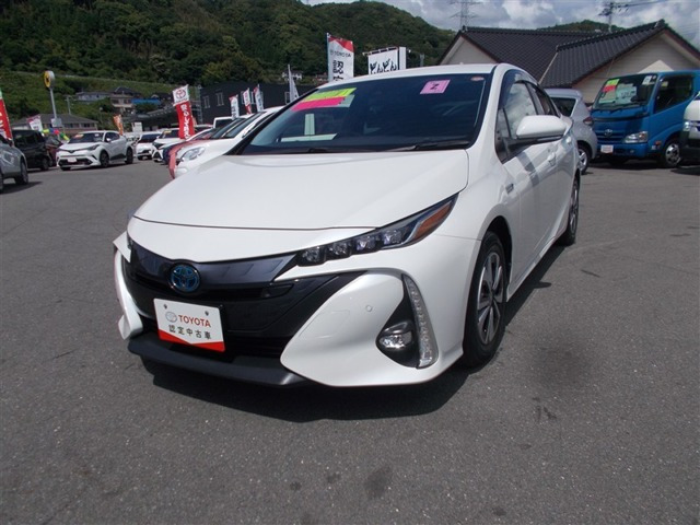 プリウスPHV1.8 S