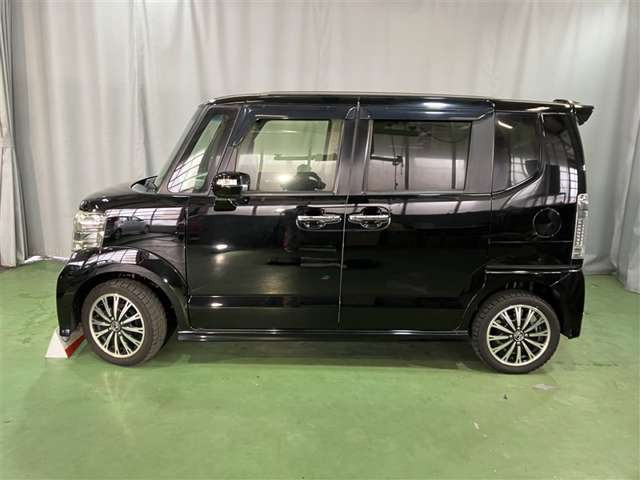 N-BOXカスタムG ターボ Lパッケージ 4WD