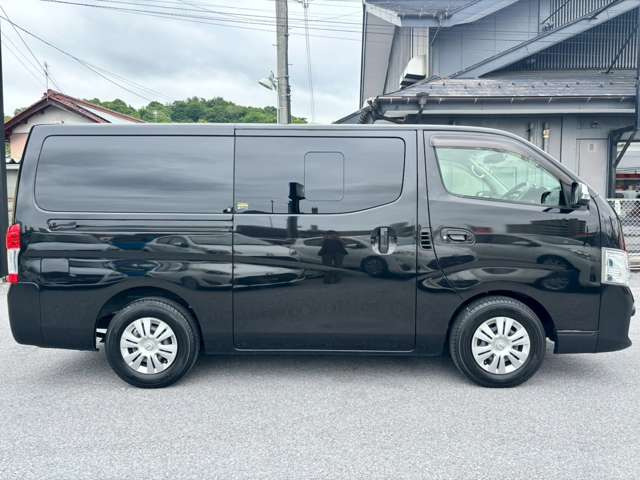 在庫車両に関してはお客様により良いものをご提供する為に品質に拘って仕入れを行っております。各お車の状態はそれぞれですのでご商談時に当店スタッフがご説明させて頂きますのでご安心くださいませ。