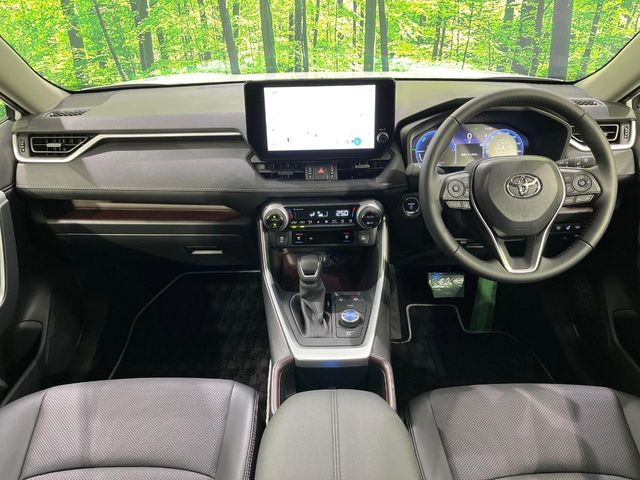 RAV42.5 ハイブリッド G E-Four 4WD